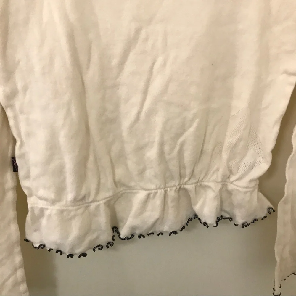 3/$15 Volcom girls kids long sleeve off white top